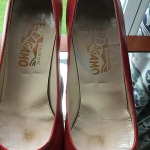 Classic Red Salvatore Ferragamo heels size 9 1/2 4 A